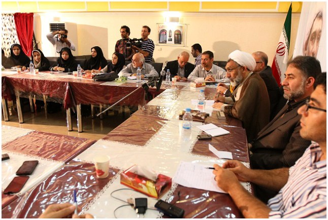 راه حل "حجت‌الاسلام و المسلیمن پورمحمدي" براي برون‌رفت از تحريم‌ها/امید زیادی به موفقیت در انتخابات دارم