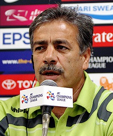 منصور ابراهیم زاده تراکتوری شد