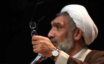 سیستم بانکی ما تولید فساد می کند/ استفاده از امکانات دولتی برای من قانونی است