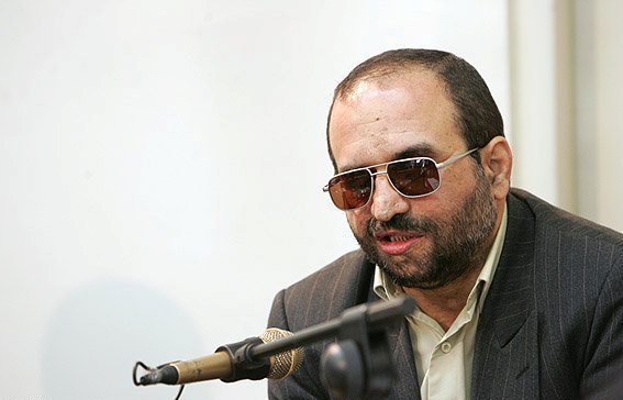 شعارهايي که با اسناد بالادستي نظام منافات دارد، فريب افکار عمومي است