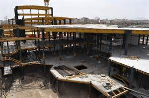 بازدید وزیر فرهنگ و ارشاد اسلامی از روند احداث تالار مرکزی شهر قم