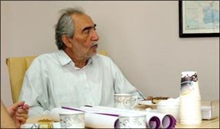 حوزه هنری با قاطعیت، متولی اصلی تئاتر كاربردی باشد