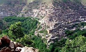 تبدیل روستاها به شهر موجب بیکاری کشاورزان می‌شود