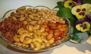 با خوردن یک مشت از مغز دانه ها از چربی خون جلوگیری کنید