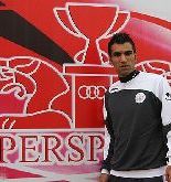 پولادی یک فصل دیگر با پرسپولیس تمدید کرد