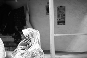 داستان غم انگیز زن معتادی که به جرم سرقت در زندان است