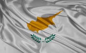 يونانيها دولت خود را ديکتاتور خواندند