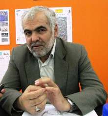 سیاسیون، رزمندگان دفاع مقدس را الگو قرار دهند