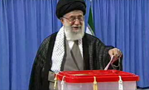 حضور مقام معظم رهبری در یازدهمین دوره انتخابات ریاست جمهوری + فیلم