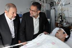 عیادت وزیر فرهنگ و ارشاد اسلامی از محسن پرویز