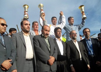 مریوان در بازی های بین المللی بومی محلی مقام سوم را به دست آورد