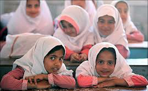 مقام نخست فارس در ارائه خدمات به اتباع بیگانه مجاز
