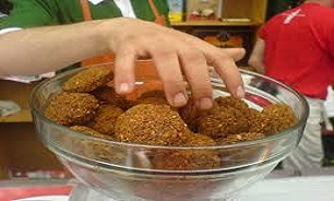 در فصل گرما مراقب تهیه خوراکی ها باشیم