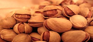یک و نیم میلیارد دلار ارز آوری سالانه پسته برای کشور