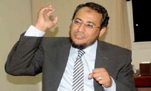 مشاور رئيس جمهور مصر:مرسي هرگز از سمت خود استعفا نمي دهد