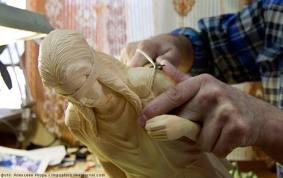 کارگاه ساخت عروسک پاکتی در بازار تئاتر کودک و نوجوان