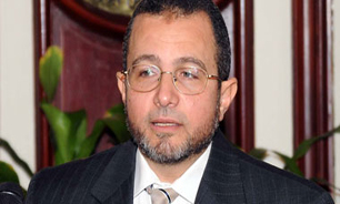 صدور حکم یکسال زندان وانفصال از خدمت برای نخست وزیر مصر تایید شد