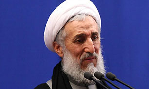 قرآن را مقتداي زندگي خود قرار دهيد