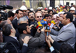 قالیباف: شورا و شهرداری جای نگاه حزبی نیست