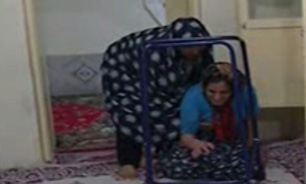مادر فداکار 4 معلول + فیلم