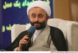 امیدوارم روزی قرآن از مهجوریت خارج شود