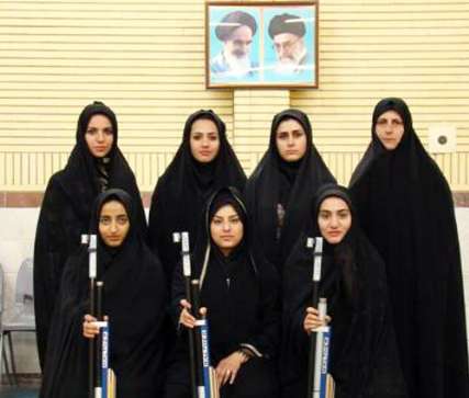 تیم تیراندازی بانوان استان کردستان مقام سوم مسابقات کشوری را کسب کرد