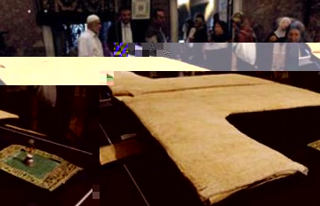 خرقه منتسب به پيامبر(ص) در استانبول به نمايش درآمد+ عکس