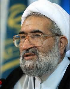 مسئولان برای گرانی درمان چاره‌اندیشی کنند