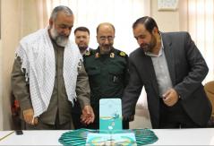 رونمایی از آلبوم تصویری "اندیشه پاک" با حضور سردار نقدی