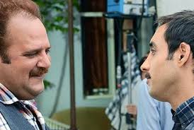 نصرت، عالیه و بهروز را در طلا فروشی می بینید