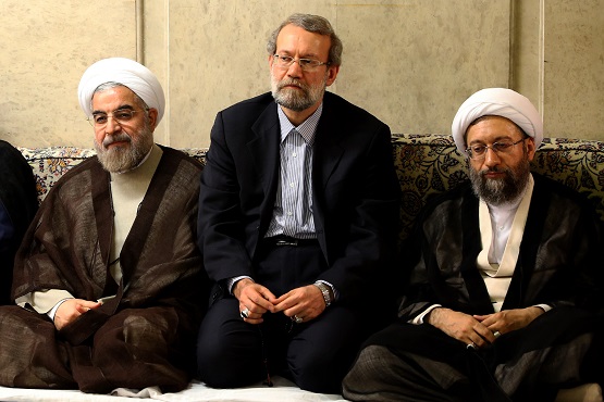 عکس/ دکتر روحانی کنار برادران لاریجانی