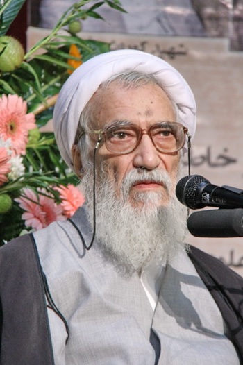 حیات آزادی خواهانه و عدالت طلبانه شیعه دشمنان را به ستوه آورده است