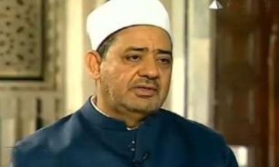 "شيخ الازهر": گفتگو  تنها راه حل بحران مصر/"شيخ الازهر" ريختن خون مردم را براي اهداف سياسي افساد في الارض دانست