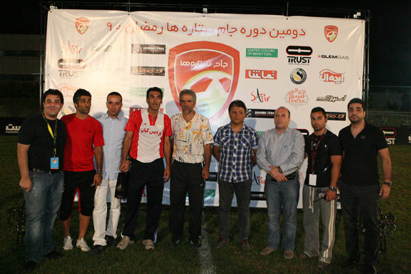 پرسپوليس در مصاف با هنرمندان/فردوسي پور و عزيزي به فينال مي انديشند + عکس