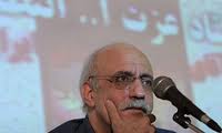نمایش "پسران آفتاب" به "هوشنگ گلمکانی" تقدیم شد