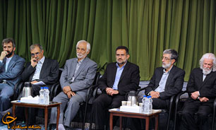 شعرخوانی حداد عادل و وزیر ارشاد در محضر مقام معظم رهبری + صوت