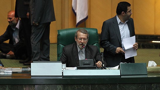 تشکر لاریجانی از کلیه دست اندرکاران برگزاری جلسات رای اعتماد/قدردانی ویژه از صداوسیما، عذرخواهی از خانم‌های مجلس