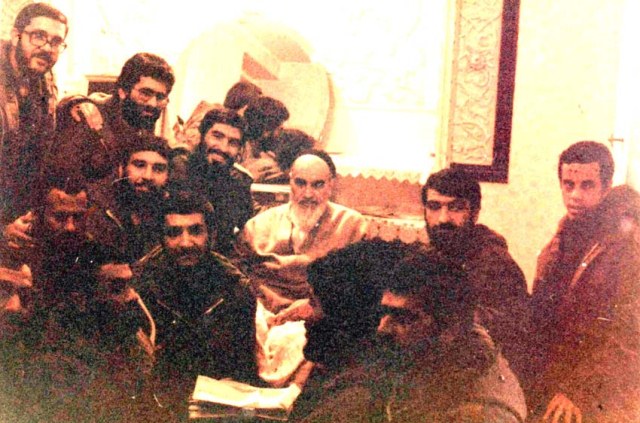 عکس‌ منتشر نشده‌ از امام و سرداران‌‌جنگ