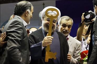 «کلید» چگونه به نماد انتخاباتی روحانی تبدیل شد/ قالیباف باید نماد ساعت را انتخاب می کرد