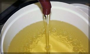 از روغن های سرخ کردنی می توان دو تا سه بار استفاده کرد