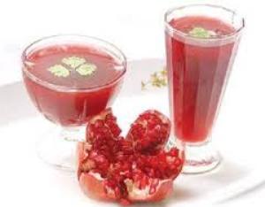 تولید سالانه 2 هزار تن کنستانتره انار در فارس