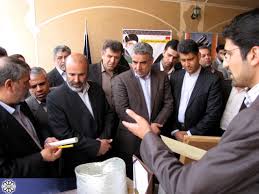 بازید وزیر تعاون از نمایشگاه بخش تعاون استان یزد
