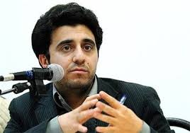 دانشگاه جای افراط و تفریط نیست/ برنامه "مناظره" چیدمان درستی از صاحب‌نظران نداشت