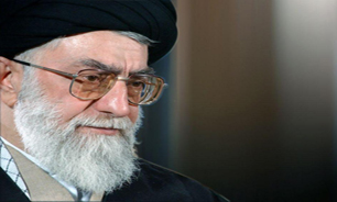 رهبر معظم انقلاب از تقوا و اخلاص "آیت‌الله طاهری خرم‌آبادی" تجليل كردند