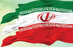 پدر ورزش صبحگاهی ایران پرچم ایران را از حرم مطهر رضوی حمل می‌کند