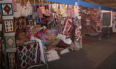 بازارچه های صنایع دستی دروازه ای برای توسعه صادارات است