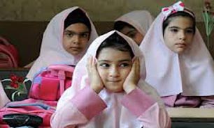 براي فرزندم کدام کيف و کفش را بخرم؟
