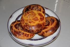 پخت بزرگترین کماج دنیا / امشب کام  مسافران همدان شیرین می شود