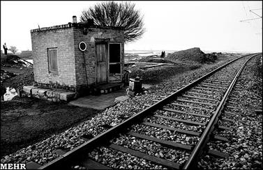 پیوند پرماجرای لرستان و اصفهان/ بخت این خط آهن بالاخره باز می شود؟