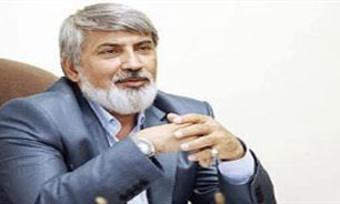 ضرورت اعمال محدودیت از سوی وزارت کشور برای فعالیت برخي احزاب